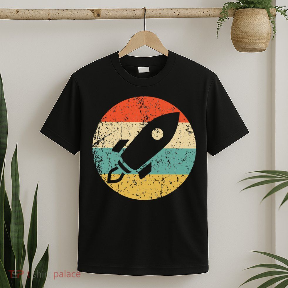 Retro Astronaut Rocket Vintage Space Ship Video Game T-Shirt