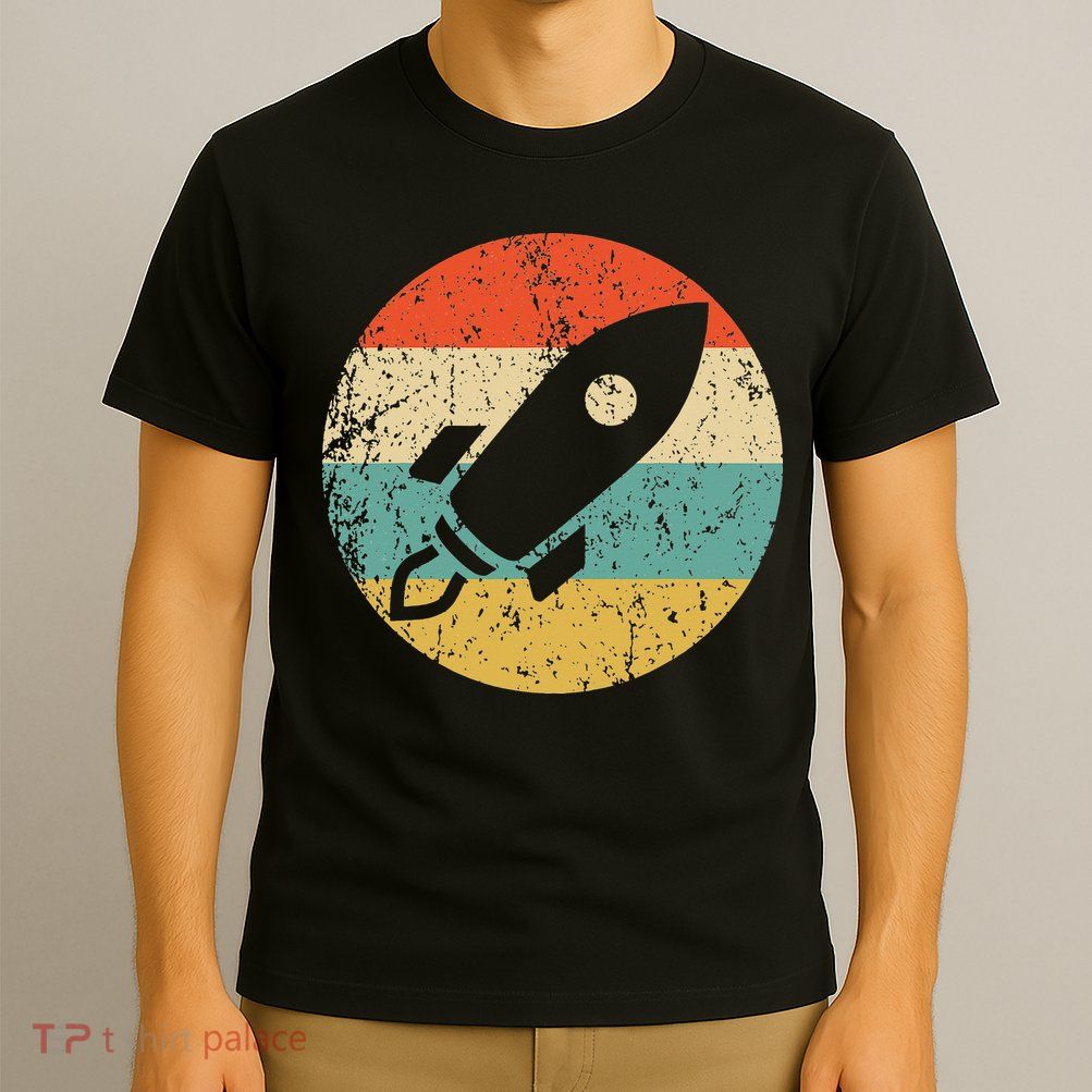 Retro Astronaut Rocket Vintage Space Ship Video Game T-Shirt
