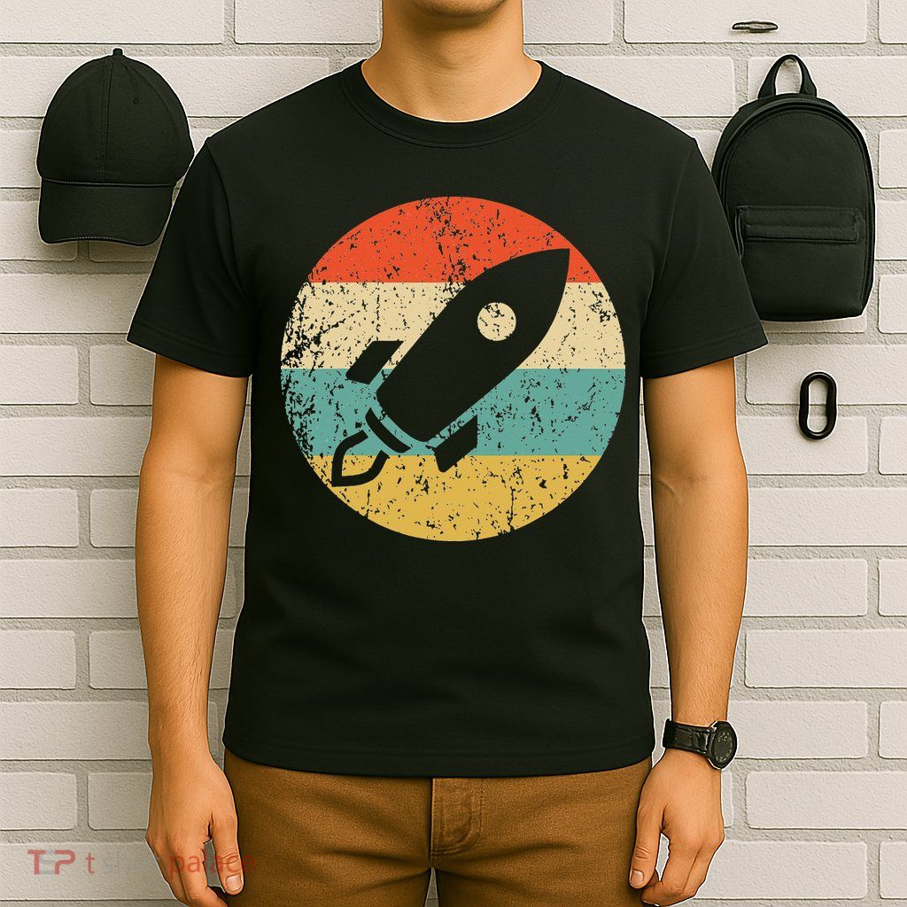 Retro Astronaut Rocket Vintage Space Ship Video Game T-Shirt