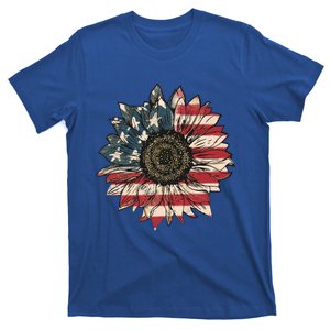 Retro America Sunflower Us Flag 4th Of July Independence Day Meaningful Gift T-Shirt