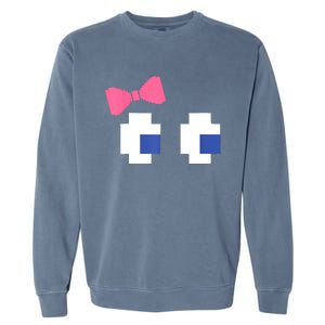 Retro Arcade Video Game Girl Ghost Halloween Ribbon Garment-Dyed Sweatshirt