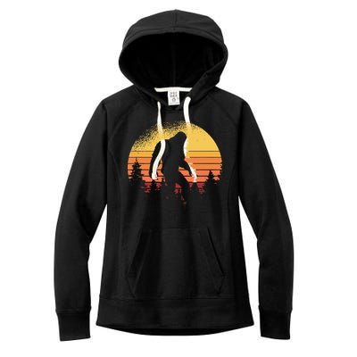 Retro Bigfoot Believer Silhouette Sasquatch Hide And Seek Women's Fleece Hoodie