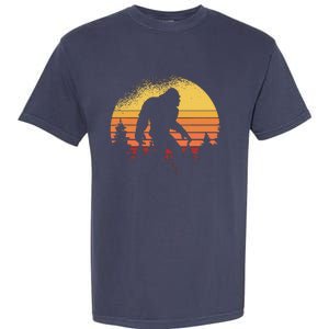 Retro Bigfoot Believer Silhouette Sasquatch Hide And Seek Garment-Dyed Heavyweight T-Shirt