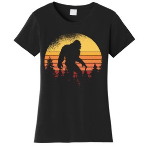 Retro Bigfoot Believer Silhouette Sasquatch Hide And Seek Women's T-Shirt