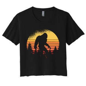 Retro Bigfoot Believer Silhouette Sasquatch Hide And Seek Women's Crop Top Tee