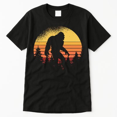 Retro Bigfoot Believer Silhouette Sasquatch Hide And Seek Tall T-Shirt