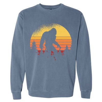 Retro Bigfoot Believer Silhouette Sasquatch Hide And Seek Garment-Dyed Sweatshirt