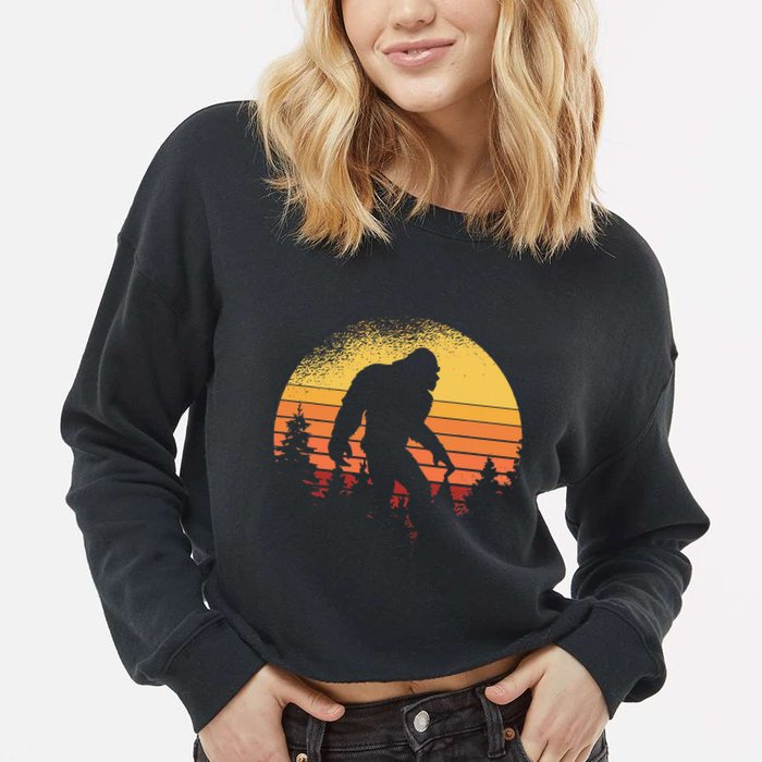 Retro Bigfoot Believer Silhouette Sasquatch Hide And Seek Cropped Pullover Crew