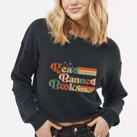 Read Banned Books Week Reader Cropped Pullover Crew