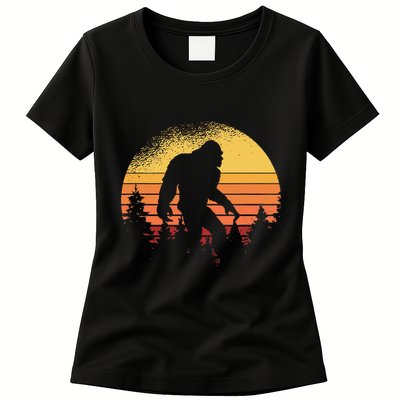 Retro Bigfoot Believer Silhouette Sasquatch Hide And Seek Womens T-Shirt