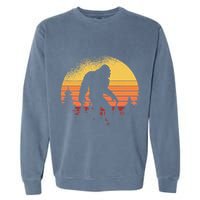 Retro Bigfoot Believer Silhouette Sasquatch Hide And Seek Garment-Dyed Sweatshirt