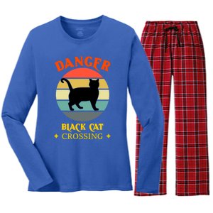 Retro Black Cat Danger Black Cat Crossing Superstition Meaningful Gift Women's Long Sleeve Flannel Pajama Set 