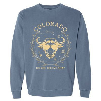 Retro Buffalo From Colorado Vintage Boulder Game Day Garment-Dyed Sweatshirt