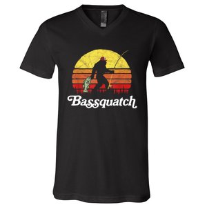 Retro Bassquatch Funny Bigfoot Fishing Outdoor Gift V-Neck T-Shirt