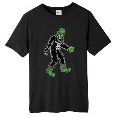 Retro Big Foot Leprechaun St Patrick's Day Sasquatch Lover Great Gift Tall Fusion ChromaSoft Performance T-Shirt