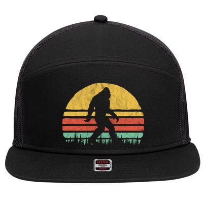 Retro Bigfoot Hipster Vintage Vibe Retro Seventies Graphic Funny Gift 7 Panel Mesh Trucker Snapback Hat