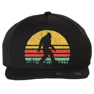 Retro Bigfoot Hipster Vintage Vibe Retro Seventies Graphic Funny Gift Wool Snapback Cap