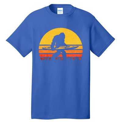 Retro Bigfoot Kayak Vintage Sasquatch Kayaking Tall T-Shirt