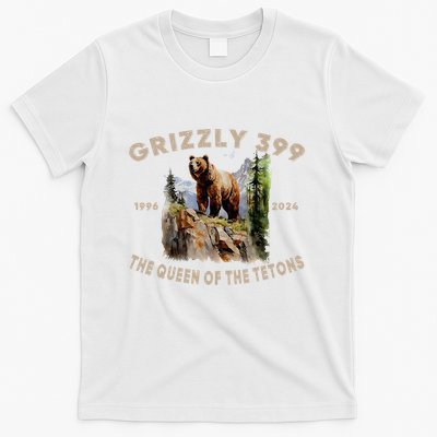 Retro Bear Lover Queen Of The Tetons Grizzly 399 Wildlife T-Shirt