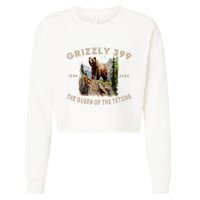 Retro Bear Lover Queen Of The Tetons Grizzly 399 Wildlife Cropped Pullover Crew