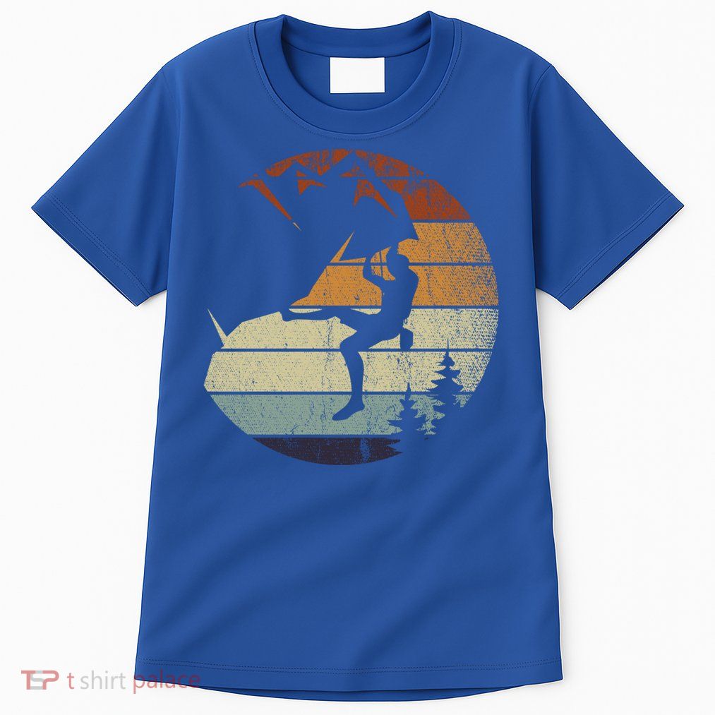 Retro Bouldering Mountain Climber Climb Sports Rock Climbing Gift Tall T-Shirt