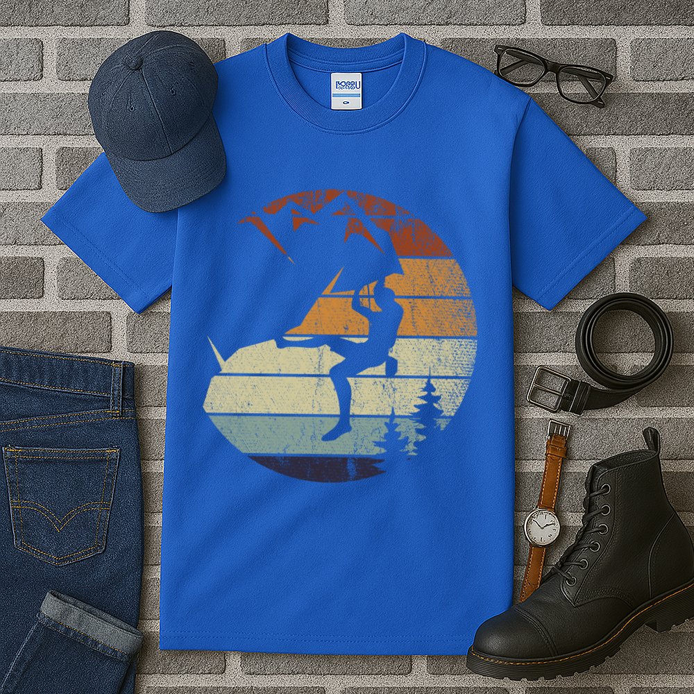 Retro Bouldering Mountain Climber Climb Sports Rock Climbing Gift Tall T-Shirt