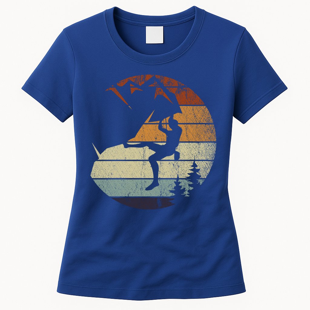 Retro Bouldering Mountain Climber Climb Sports Rock Climbing Gift Womens T-Shirt