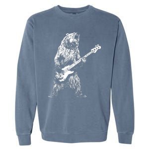 Retro Bear Playing Bass Guitar Bear Guitarist Music Lovers Garment-Dyed Sweatshirt