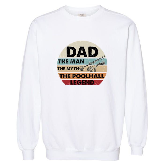 Retro Billiard Player Dad, Billiards Pool Billiards Dad Gift Father's Day Garment-Dyed Sweatshirt