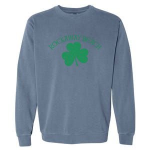 Rockaway Beach Queens Ny Irish Shamrock Distress Green Print Cute Gift Garment-Dyed Sweatshirt