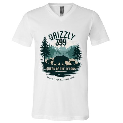Retro Bear Queen Of The Tetons Grizzly 399 National Park V-Neck T-Shirt