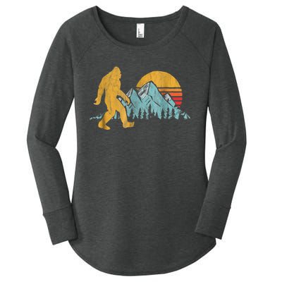 Retro Bigfoot Silhouette Mountain Sun Women's Perfect Tri Tunic Long Sleeve Shirt