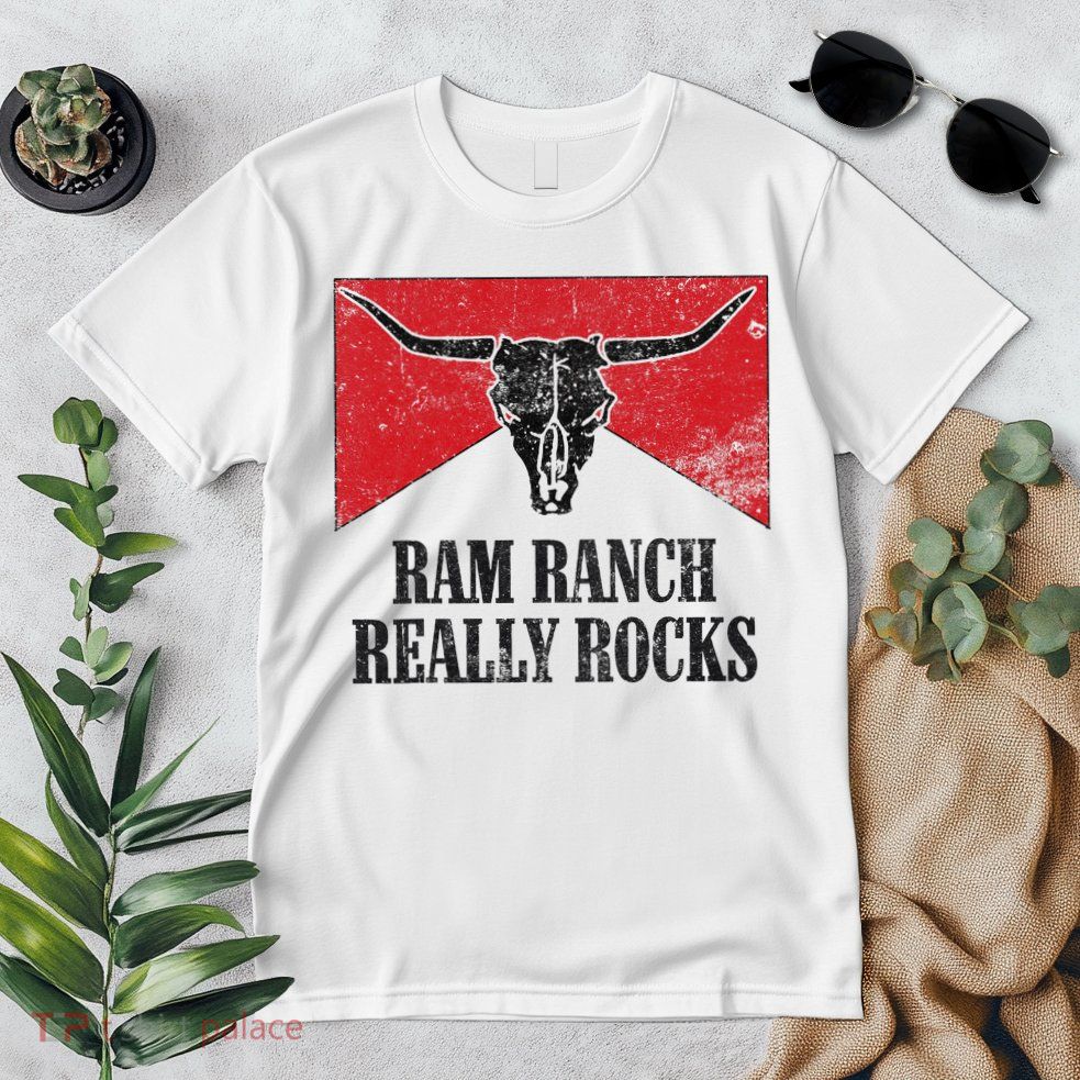 Retro Bull Skull Western Life Country Ram Ranch Rockin' Vibes Premium T-Shirt