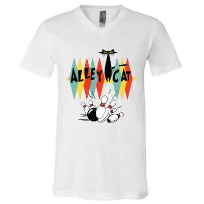 Retro Bowling Tee Vintage Bowler Alley Cat Vintage V-Neck T-Shirt