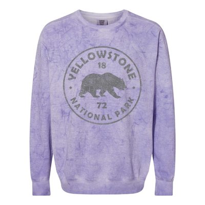 Retro Bear Yellowstone National Park 1872 Hiking Souvenir Colorblast Crewneck Sweatshirt