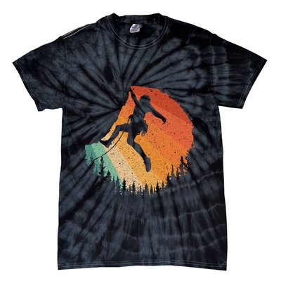 Rock Climbing Art For Women Mountain Climber Bouldering Tie-Dye T-Shirt