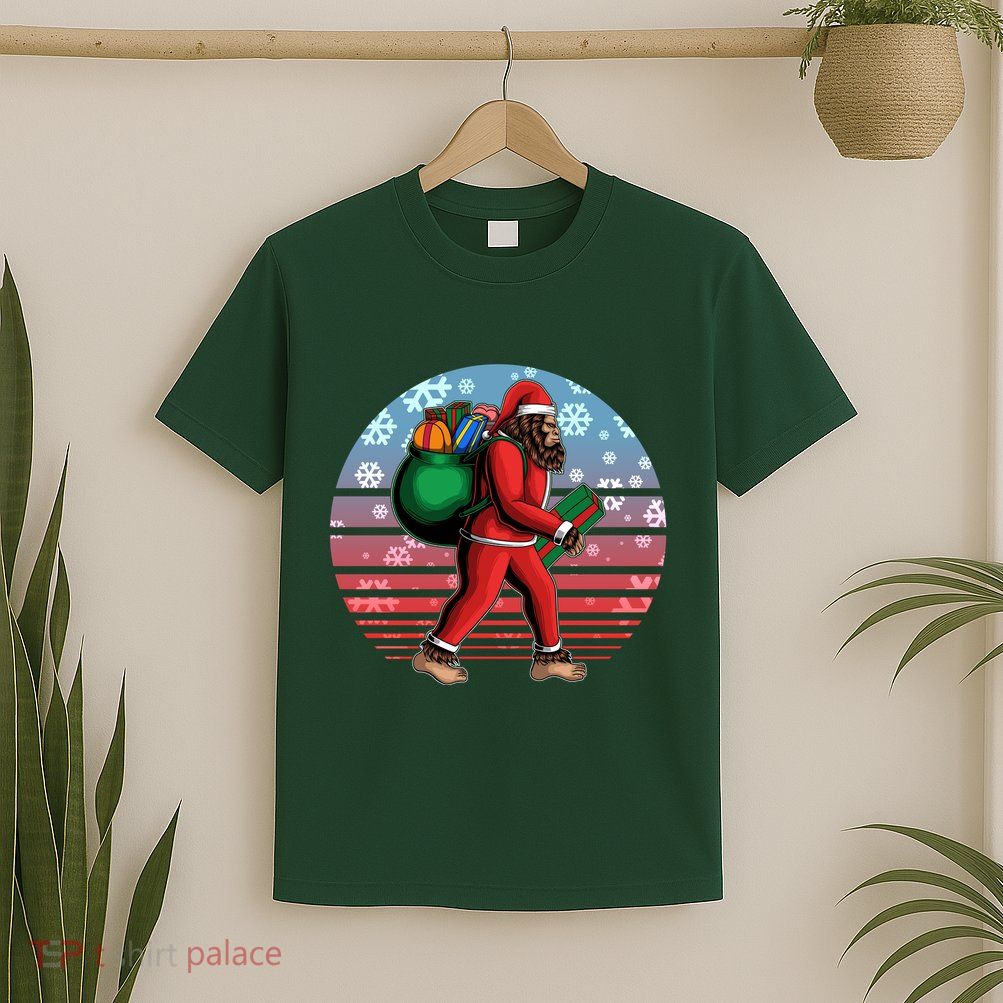 Retro Christmas Big Foot Sasquatch Santa Claus T-Shirt