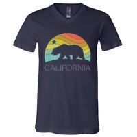 Retro California Bear Vintage Beach Cali Pride Surf 70s 80s V-Neck T-Shirt