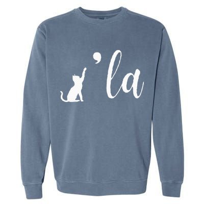 Retro Cat Comma La Kamala Harris For President 2024 Election Garment-Dyed Sweatshirt