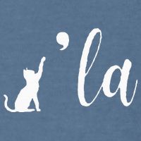 Retro Cat Comma La Kamala Harris For President 2024 Election Garment-Dyed Sweatshirt