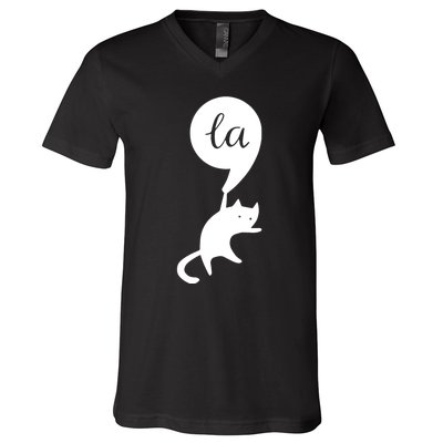 Retro Cat Comma La Kamala Harris For President 2024 Election V-Neck T-Shirt