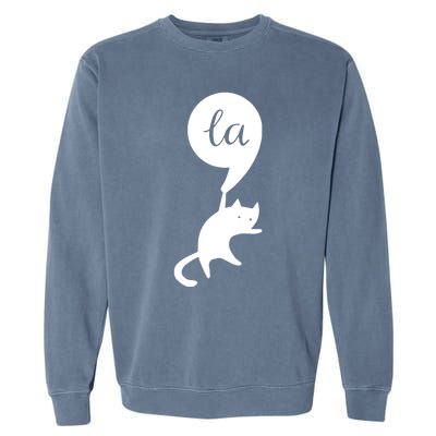 Retro Cat Comma La Kamala Harris For President 2024 Election Garment-Dyed Sweatshirt