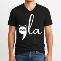 Retro Cat Comma La Kamala Harris For President 2024 Election V-Neck T-Shirt