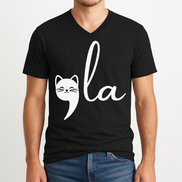 Retro Cat Comma La Kamala Harris For President 2024 Election V-Neck T-Shirt