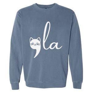 Retro Cat Comma La Kamala Harris For President 2024 Election Garment-Dyed Sweatshirt