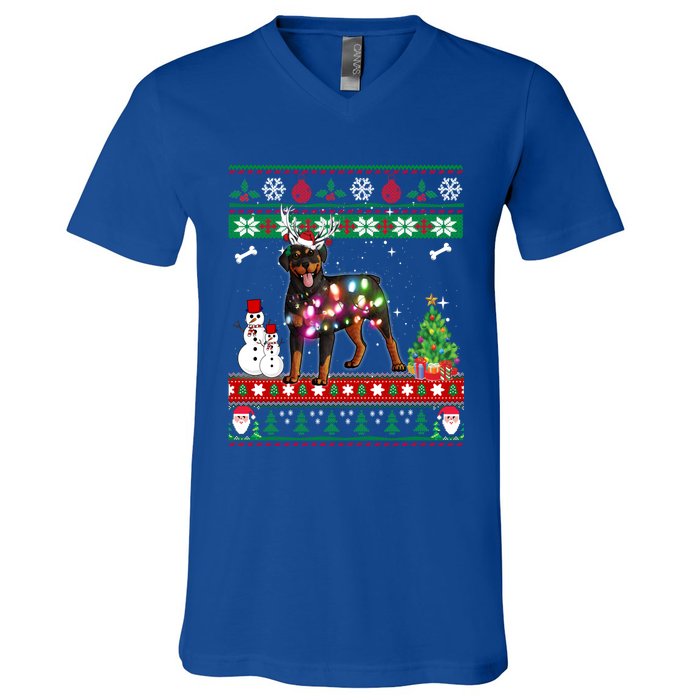 Rottweiler Christmas Lights Funny Xmas Dog Gift V-Neck T-Shirt