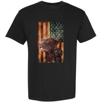 Retro Chocolate Lab With Usa Flag Gift Chocolate Lab Dad Mom Garment-Dyed Heavyweight T-Shirt