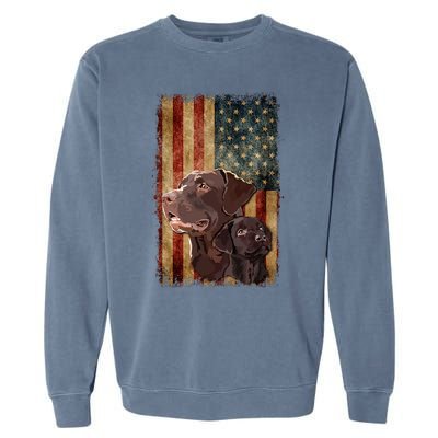 Retro Chocolate Lab With Usa Flag Gift Chocolate Lab Dad Mom Garment-Dyed Sweatshirt