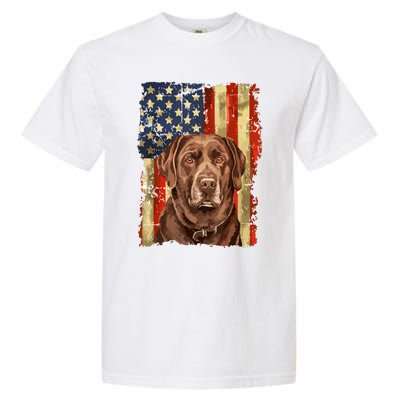 Retro Chocolate Lab With Usa Flag Gift Chocolate Lab Dad Mom Garment-Dyed Heavyweight T-Shirt