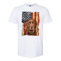 Retro Chocolate Lab With Usa Flag Gift Chocolate Lab Dad Mom Softstyle CVC T-Shirt